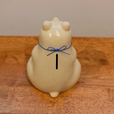 ※くまくん※　　　　　　　　　　　　　　【激レア 良品】ポーター Amazon.co.jp: 2023年限定 ボーダーマフラー付 しろくま貯金箱