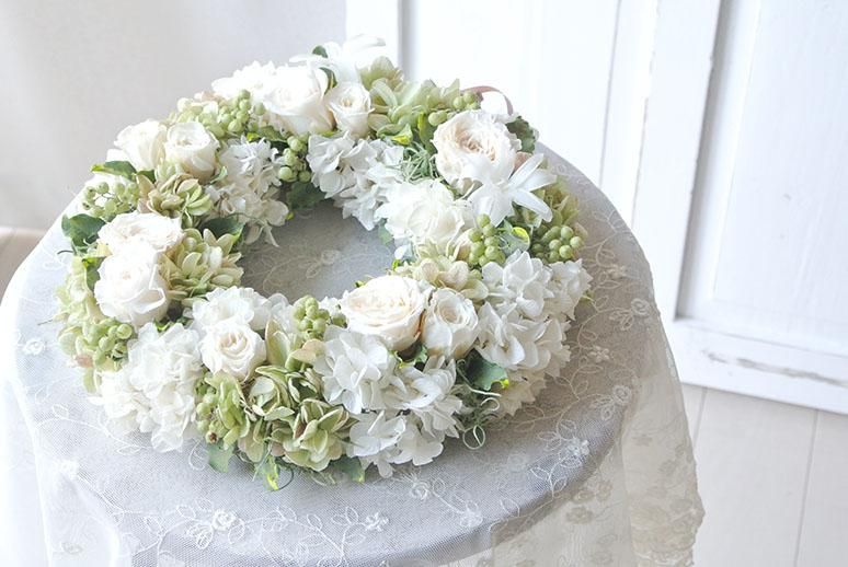 結婚祝い、両親贈呈におすすめ／人気の爽やかホワイトリース！