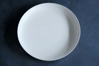 yumiko iihoshi porcelainReIRABO Round plate 27.5cm color:quiet white