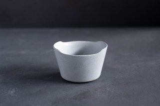 yumiko iihoshi porcelain　unjour matin bowl S color:smoke blue
