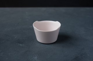 yumiko iihoshi porcelain イイホシユミコ unjour matin bowl S color:sakura-kumo