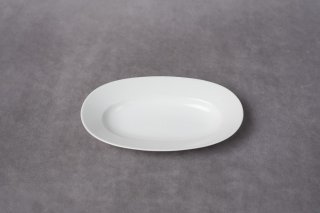 yumiko iihoshi porcelain イイホシユミコ  oval plate S  color:lily white