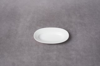 yumiko iihoshi porcelainoval plate SS  color:lily white