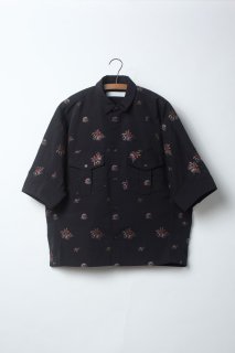 <img class='new_mark_img1' src='https://img.shop-pro.jp/img/new/icons13.gif' style='border:none;display:inline;margin:0px;padding:0px;width:auto;' />ASEEDONCLOUD　Recreation shirt シャツ Butterfly garden jacquard