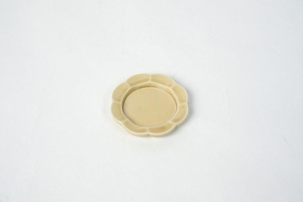 瀬戸焼マットトレイ 輪花黄瀬戸 / hibi通販 | TOCAKU(トカク)