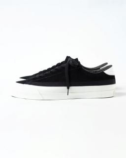 Asahi ShoesASAHI BELTED LOW SUEDE  Black
