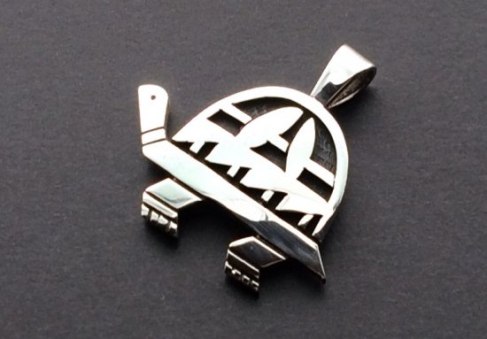 ☆Ｈｏｐｉ Ｔｕｒｔｌｅ Ｏｖｅｒｌａｙ Ｐｅｎｄａｎｔ☆ - PRIVATE JAPAN A.I.