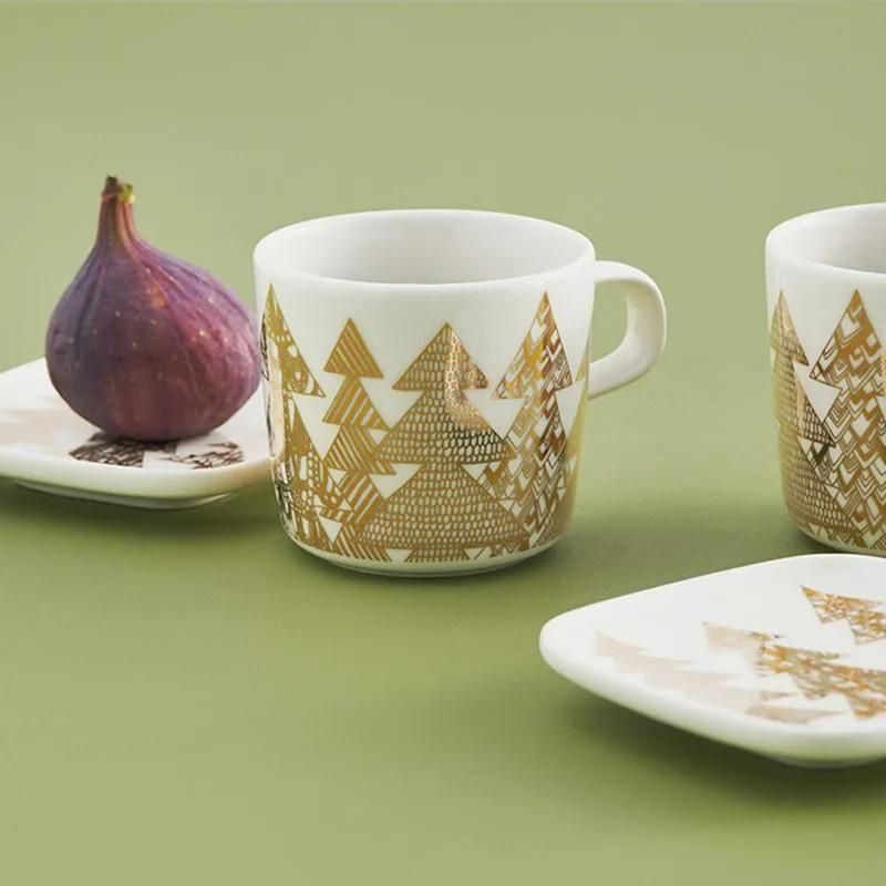 マリメッコ Kuusikossa | カップ＆プレート2客セット - 北欧雑貨の