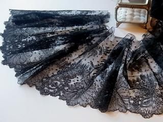 Border Lace - Tesoro*テゾーロ、価値あるアンティークを