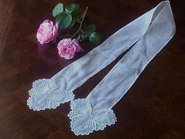 パンジーの刺繍のラペット Tesoro テゾーロ 価値あるアンティークをイタリアから パンジーの刺繍のラペット Tesoro テゾーロ 価値あるアンティークをイタリアから