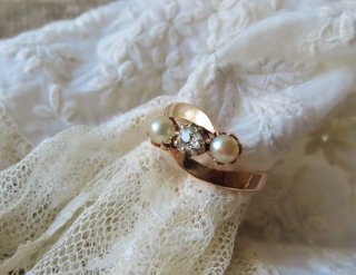 ２色の天然真珠＆ダイヤのリング
