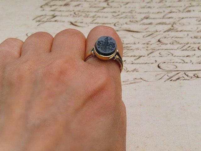 アンティーク 豊穣の神デメテルの黒瑪瑙のインタリオリング 彫刻