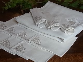 Tablecloth - Tesoro*テゾーロ、価値あるアンティークをイタリアから・・・