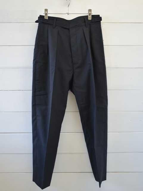 Kaptain Sunshine Gurkha pants in warm grey cotton linen