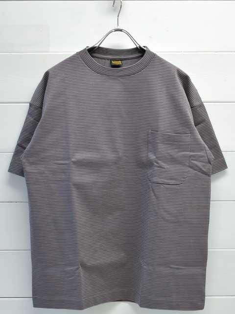 mix color high neck zip knit | NKNIT