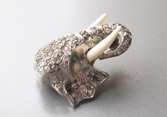 1940 シルバー製エレファントブローチ - antique & vintage jewelry meltingpot(メルティングポット）