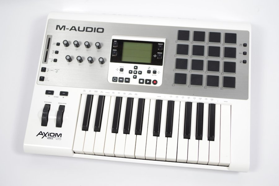 くすみ水色 midiキーボード m-audio axiom air 61 訳あり 美品 - 通販