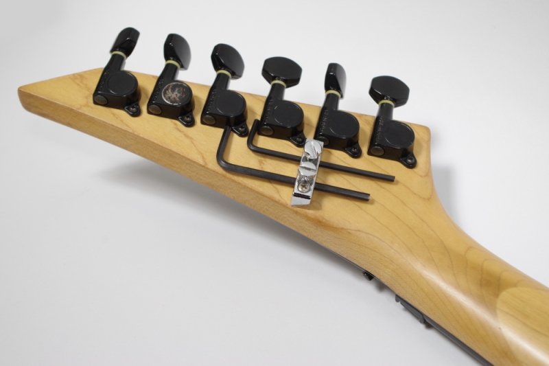 Vester Maniac エレキギター 楽器 NN3151 - 楽器、器材