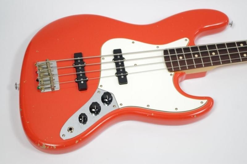 送料無料】Black Smoker Trad Master BETA J4 Fiesta Red - Medium