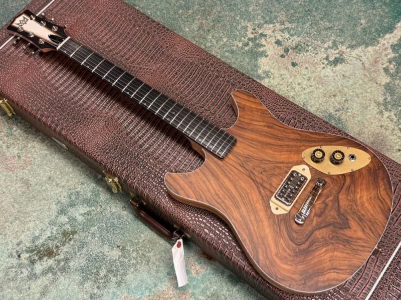 送料無料】Blast Cult Threshold Guitar エレキギター 【Jason