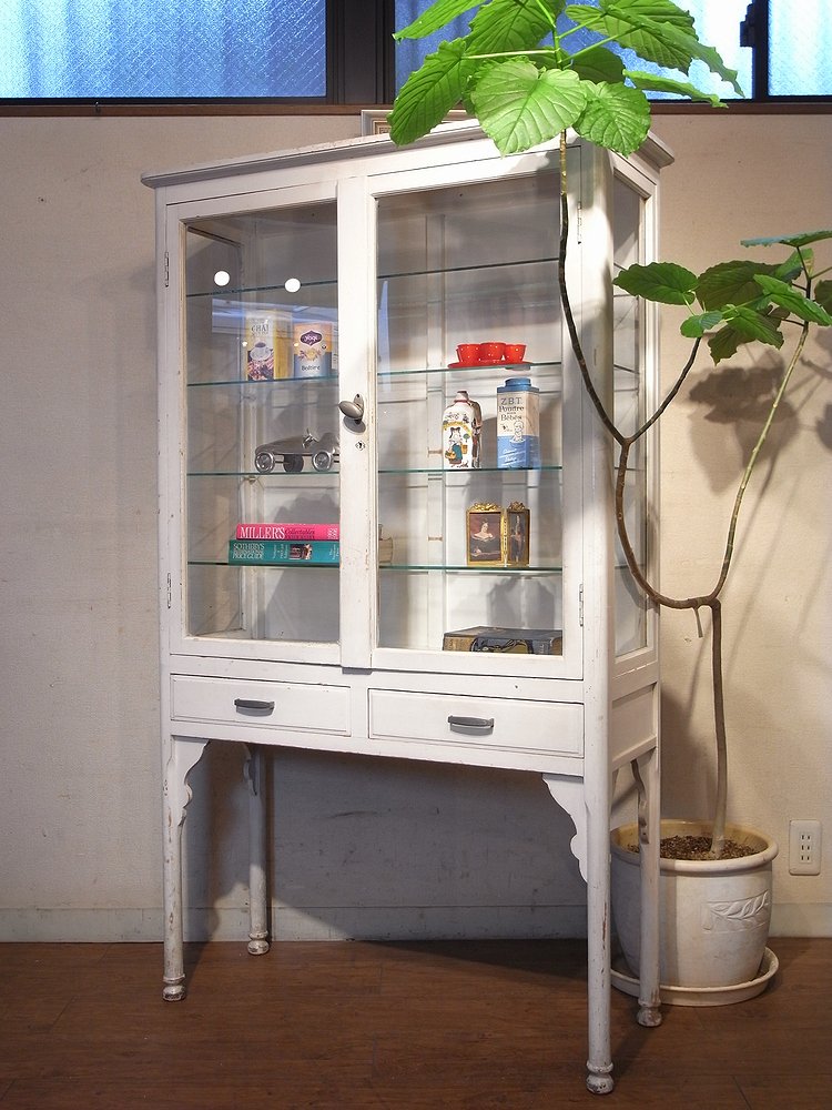 アンティーク レトロ シャビー ケビント 3面ガラス 医療棚 飾り棚 食器
