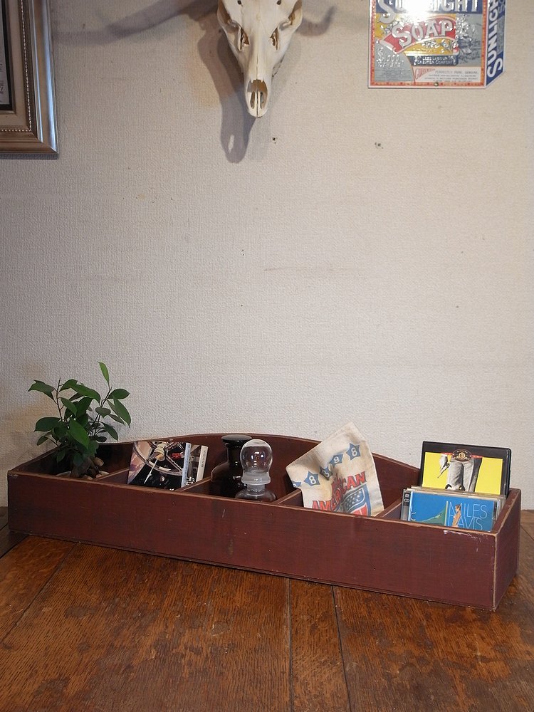 アメリカン ヴィンテージ 木製 飾り棚 ディスプレイ棚 CDラック 木箱