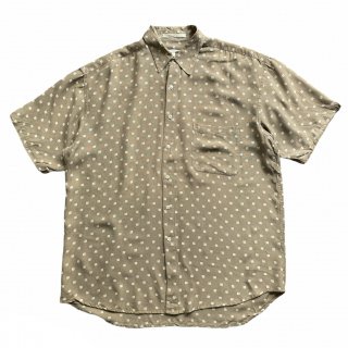 <img class='new_mark_img1' src='https://img.shop-pro.jp/img/new/icons15.gif' style='border:none;display:inline;margin:0px;padding:0px;width:auto;' />PERRY ELLIS S/S Silk Shirt 10