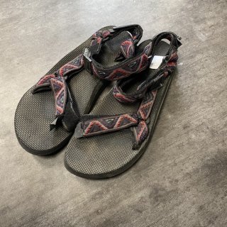 <img class='new_mark_img1' src='https://img.shop-pro.jp/img/new/icons15.gif' style='border:none;display:inline;margin:0px;padding:0px;width:auto;' />Teva Strap Sandal 1