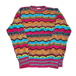 <img class='new_mark_img1' src='https://img.shop-pro.jp/img/new/icons15.gif' style='border:none;display:inline;margin:0px;padding:0px;width:auto;' />Ficce 3D Knit Sweater 