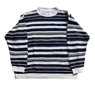 <img class='new_mark_img1' src='https://img.shop-pro.jp/img/new/icons15.gif' style='border:none;display:inline;margin:0px;padding:0px;width:auto;' />Benetton Knit Sweater 