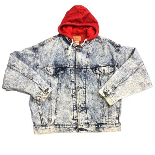 <img class='new_mark_img1' src='https://img.shop-pro.jp/img/new/icons15.gif' style='border:none;display:inline;margin:0px;padding:0px;width:auto;' /> Levi's Denim Jacket 