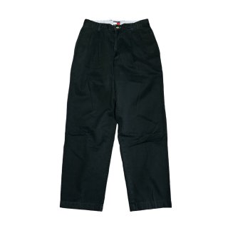<img class='new_mark_img1' src='https://img.shop-pro.jp/img/new/icons15.gif' style='border:none;display:inline;margin:0px;padding:0px;width:auto;' />TOMMY HILFIGER Chino Pants