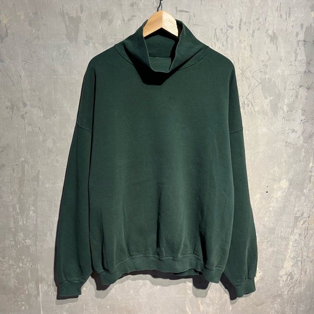 <img class='new_mark_img1' src='https://img.shop-pro.jp/img/new/icons15.gif' style='border:none;display:inline;margin:0px;padding:0px;width:auto;' />PLUMA Solid Color Mock Turtleneck Sweat Shirts MADE IN U.S.A