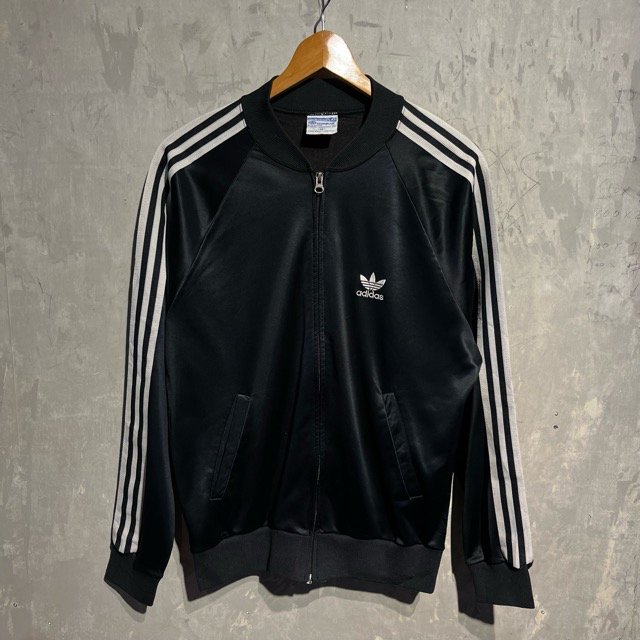 <img class='new_mark_img1' src='https://img.shop-pro.jp/img/new/icons15.gif' style='border:none;display:inline;margin:0px;padding:0px;width:auto;' />70's adidas ATP Track Jacket MADE IN U.S.A