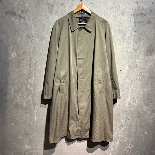 <img class='new_mark_img1' src='https://img.shop-pro.jp/img/new/icons15.gif' style='border:none;display:inline;margin:0px;padding:0px;width:auto;' />Burberry Balmacaan Coat