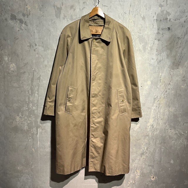 <img class='new_mark_img1' src='https://img.shop-pro.jp/img/new/icons15.gif' style='border:none;display:inline;margin:0px;padding:0px;width:auto;' />Burberry Balmacaan Coat