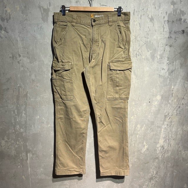 <img class='new_mark_img1' src='https://img.shop-pro.jp/img/new/icons15.gif' style='border:none;display:inline;margin:0px;padding:0px;width:auto;' />Carhartt  Cargo Pants