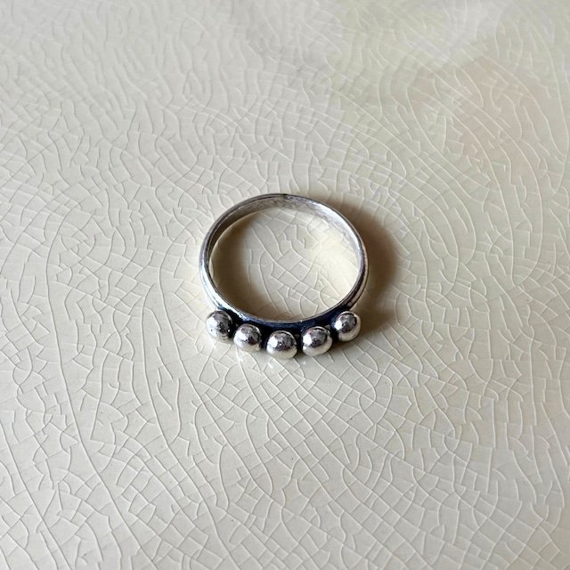 Evie Karen Silver Dot Ring