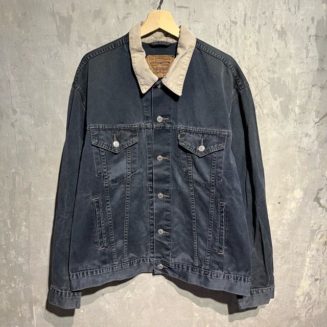 90's Euro Levi's 70168 Tracker Jacket