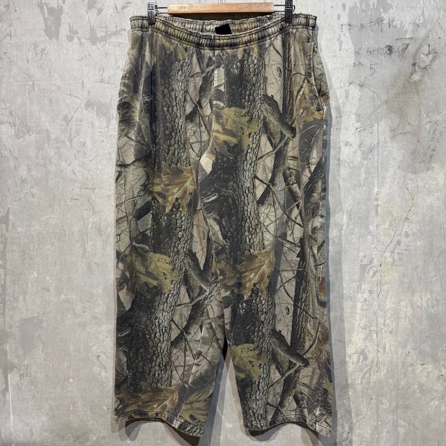 OUTFITTERS Real Tree Camo Sweat Pants