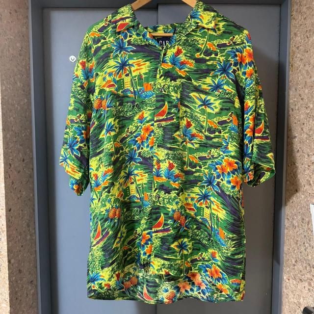 <img class='new_mark_img1' src='https://img.shop-pro.jp/img/new/icons15.gif' style='border:none;display:inline;margin:0px;padding:0px;width:auto;' />Old Gap Aloha S/S Shirts 