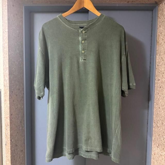 <img class='new_mark_img1' src='https://img.shop-pro.jp/img/new/icons15.gif' style='border:none;display:inline;margin:0px;padding:0px;width:auto;' />GAP S/S Tee 