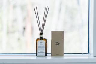 APOTHEKE FRAGRANCE��Reed Diffuser BLUE SPRUCE