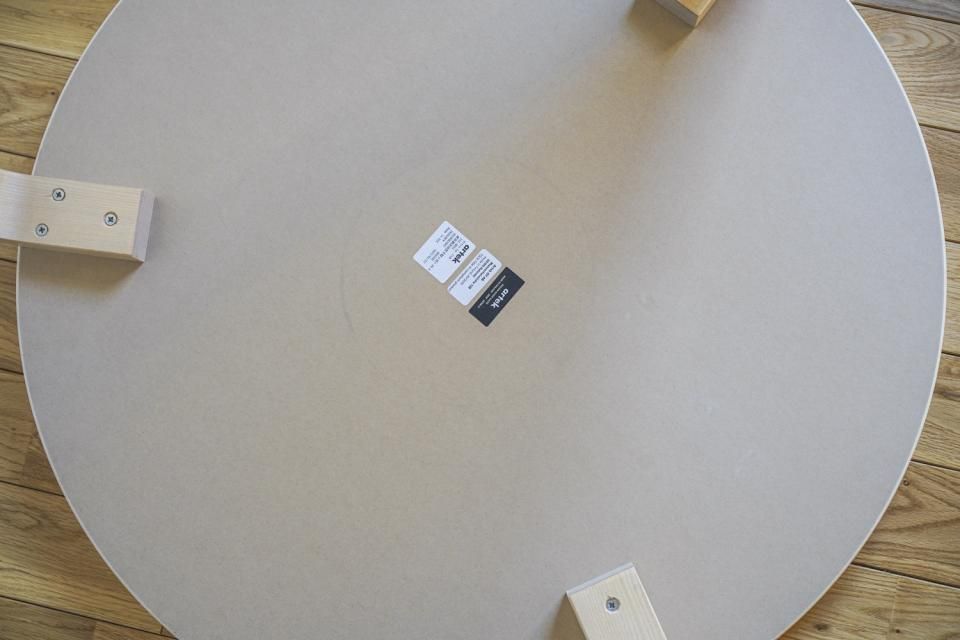 artek | 90Bテーブル（halutaオリジナルカラー : ペールグレー）