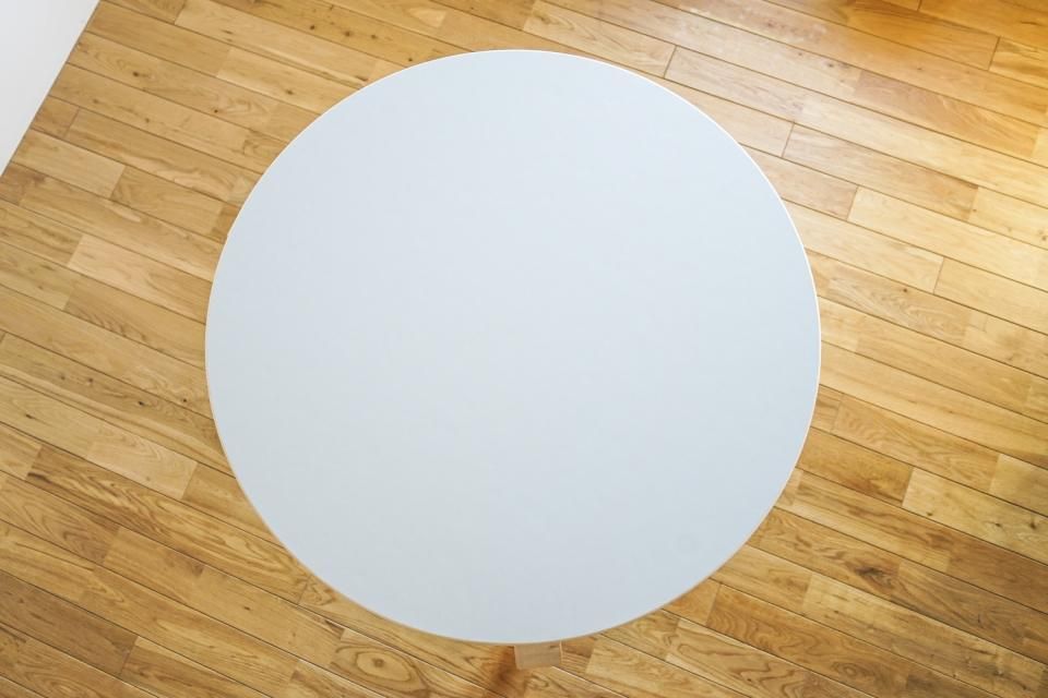 artek 90b ハルタ別注カラー　ペールグレー　リノリウム 限定5台！特別セット価格】コンビ使いが愛らしい「90Bテーブル