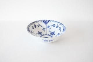 Royal Copenhagen / blue fluted �֥롼�ե롼�ƥå� half lace �ܥ��릵16cm