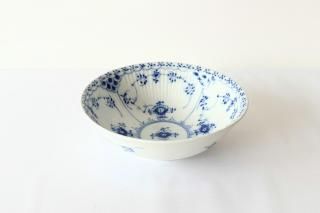 Royal Copenhagen / blue fluted �֥롼�ե롼�ƥå� half lace �ܥ��릵16cm