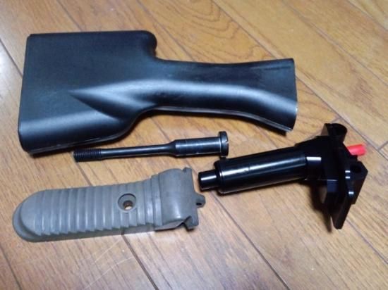 m249 固定ストック ち*ん様 TOP M249 固定ストック 電動ガン TOP M249 固定