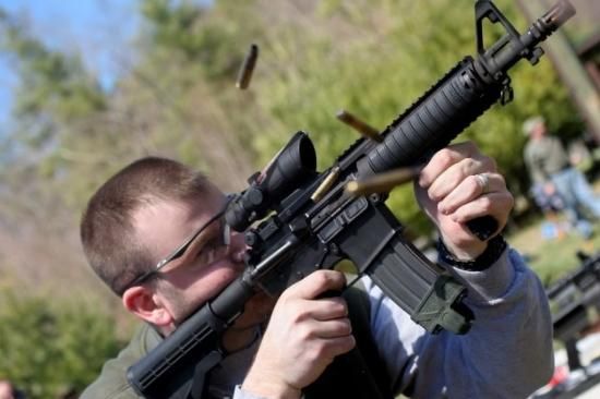 中古放出品：Knight's Armament AR-15 RAS II Free Float