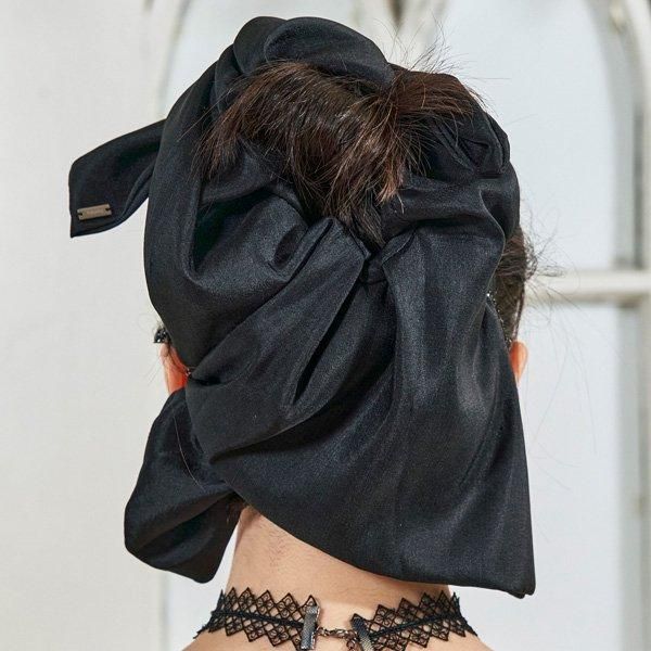 Medium Square Leather-Style Scrunchie – heyep